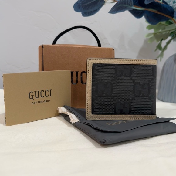 GUCCI Off The Grid Jumbo GG Bifold Mens Wallet - Picture 3 of 12